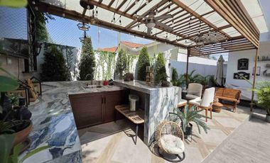 Casa de Venta en Km 4.5 vía Samborondón - Urb. Guayaquil Tenis