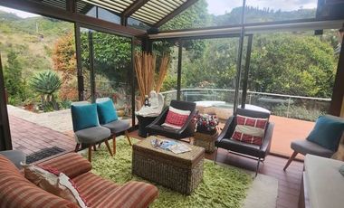 Exclusiva Casa de un Solo Piso en Sindamanoy – Privacidad  en Chía Descripción:Viva en uno de los condominios más prestigiosos y seguros de la sabana