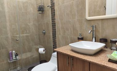 CASA EN VENTA DENTRO DE CONJUNTO EN LA PRIMAVERA