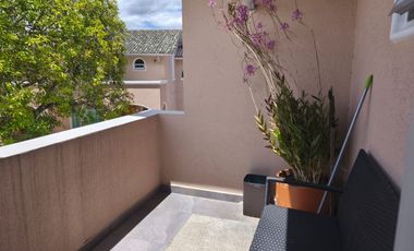 CASA EN VENTA DENTRO DE CONJUNTO EN LA PRIMAVERA