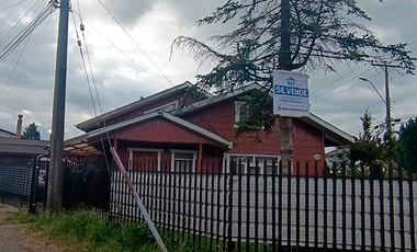 Venta Casa Esquina a 1 cuadra Avda. Presidente Ibañez