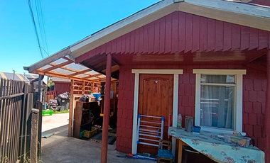 Venta Casa Esquina a 1 cuadra Avda. Presidente Ibañez