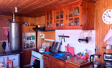 Venta Casa Esquina a 1 cuadra Avda. Presidente Ibañez