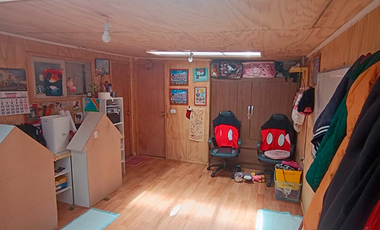 Venta Casa Esquina a 1 cuadra Avda. Presidente Ibañez