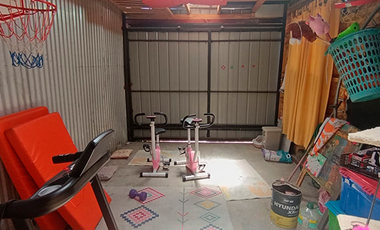 Venta Casa Esquina a 1 cuadra Avda. Presidente Ibañez