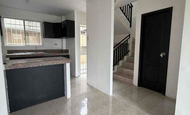 Se alquila casa en Mi Lote Villa Bonita, ingresando por Cervecería Nacional