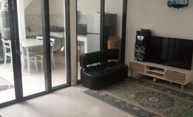 Rumah terawat siap huni dalam Cluster One gate di komplek Buana Ciwastra Residence Bandung