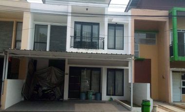 Rumah terawat siap huni dalam Cluster One gate di komplek Buana Ciwastra Residence Bandung