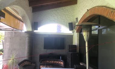 RESIDENCIA EN RENTA FRENTE AL LAGO Y FAIRWAY EN BALVANERA GOLF POLO COUNTRY CLUB