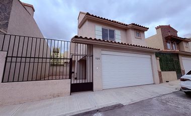 CASA MODERNA EN RENTA CON AMENIDADES PREMIUM EN REAL MADEIRA FASE III, PACHUCA HIDALGO