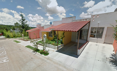 Casa en venta en Fraccionamiento Tierra Roja, Arandas Jalisco CLP