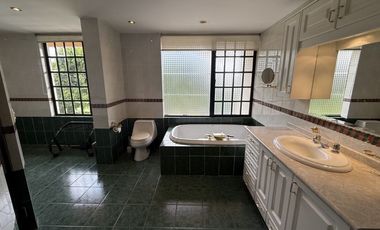 ALQUILER DE CASA AMOBLADA EN URBANIZACION SECTOR MIRAVALLE