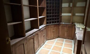 ALQUILER DE CASA AMOBLADA EN URBANIZACION SECTOR MIRAVALLE