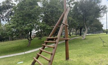 ALQUILER DE CASA AMOBLADA EN URBANIZACION SECTOR MIRAVALLE