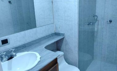 Venta Apartamento amplio tipo casa 2do Piso en Conquistadores cerca al Pueblito Paisa