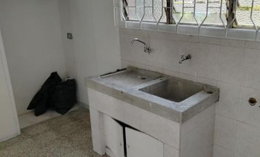 Venta Apartamento amplio tipo casa 2do Piso en Conquistadores cerca al Pueblito Paisa