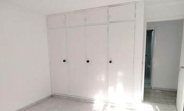 Venta Apartamento amplio tipo casa 2do Piso en Conquistadores cerca al Pueblito Paisa