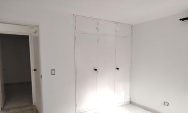 Venta Apartamento amplio tipo casa 2do Piso en Conquistadores cerca al Pueblito Paisa