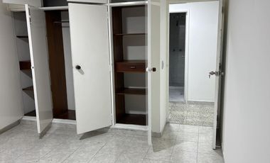 Venta Apartamento amplio tipo casa 2do Piso en Conquistadores cerca al Pueblito Paisa