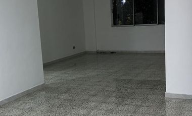 Venta Apartamento amplio tipo casa 2do Piso en Conquistadores cerca al Pueblito Paisa