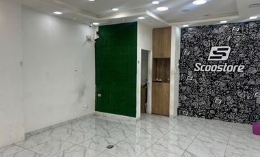 Local Comercial de alquiler  Garzota (junto a Supermaxi y frente a Fybeca)