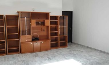 EXCLUSIVA PROPIEDAD DE LUJO EN CAMINO REAL A ZAVALETA