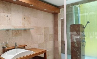 CASA EN VENTA EN BOSQUES DE LA HERRADURA, VISTA ARBOLADA 5 HABITACIONES 5.1 BAÑOS TERRAZA LUZ NATURAL