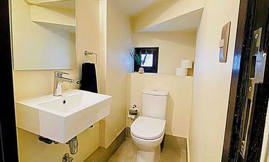 VENTA CASA MEDITERRÁNEA CONDOMINIO TAIQUEN. NO PERIMETRAL. - 3D + 3B + Terraza Techada + Quincho + Piscina + Logia– A pasos Colegio Highlands