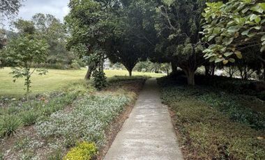 VENTA DE CASA POR SECTOR MIRAVALLE