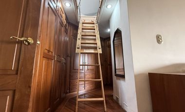 VENTA DE CASA POR SECTOR MIRAVALLE