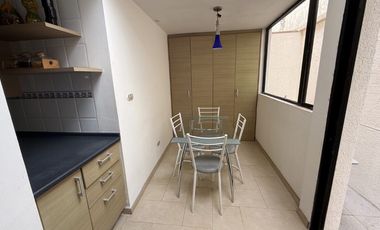 VENTA DE CASA POR SECTOR MIRAVALLE