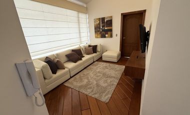 VENTA DE CASA POR SECTOR MIRAVALLE