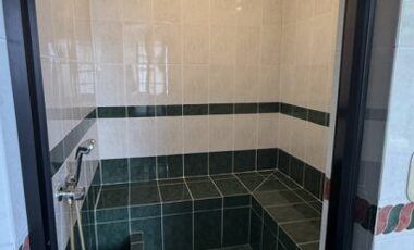 VENTA DE CASA POR SECTOR MIRAVALLE