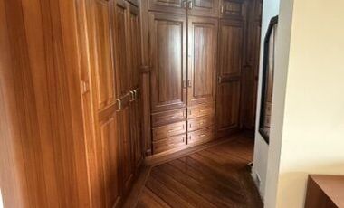 VENTA DE CASA POR SECTOR MIRAVALLE