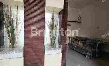 TURUN HARGA - DIJUAL CEPAT RUMAH CAKEP SUDAH RENOV DI METRO PERMATA 1