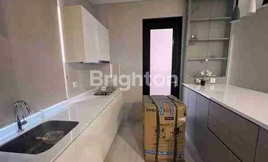 DISEWAKAN CEPAT APARTEMEN MEWAH LLOYD ALAM SUTERA