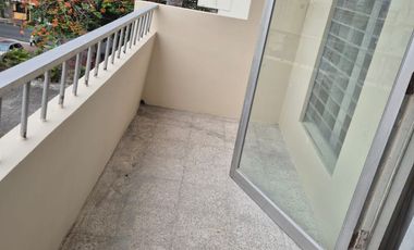 Suite Amoblada en Alquiler en Urdesa Central, 1 Habitación, 1 Baño, Balcón, Piscina, Norte de Guayaquil.