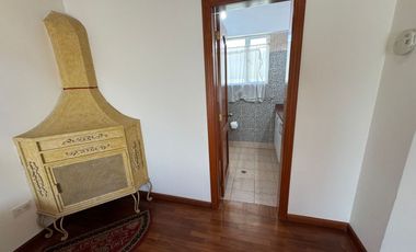 CASA EN VENTA SECTOR SANTA LUCÍA 4 DORMITORIOS