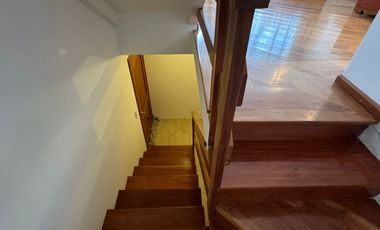 CASA EN VENTA SECTOR SANTA LUCÍA 4 DORMITORIOS