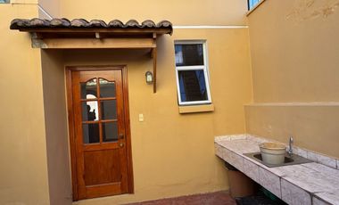 CASA EN VENTA SECTOR SANTA LUCÍA 4 DORMITORIOS