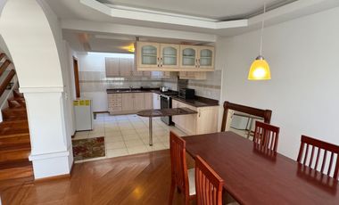 CASA EN VENTA SECTOR SANTA LUCÍA 4 DORMITORIOS