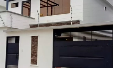 VENTA DE CASA EN URB. EL RANCHO