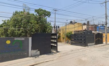 CASA EN VENTA SALVADOR PORTILLO LOPEZ TLAQUEPAQUE JALISCO OPORTUNIDAD HIPOTECARIA