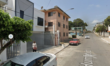 Casa en Remate Bancario, Humboldt