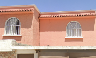 BONITA CASA EN VENTA EN EXCELENTES CONDICIONES. RESIDENCIAL ARBOLEADAS, HGO. RECUPERACION BANCARIA