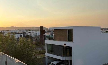 PARQUE CAMPECHE LOMAS DE ANGELOPOLIS VENDO CASA