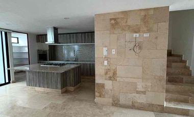 PARQUE CAMPECHE LOMAS DE ANGELOPOLIS VENDO CASA