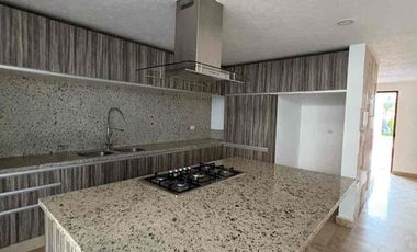 PARQUE CAMPECHE LOMAS DE ANGELOPOLIS VENDO CASA