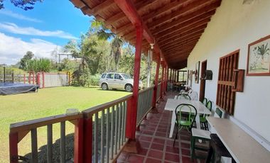 Venta De espectacular Finca De 27.000 Mt2, con terreno mixto Ideal Para Vivir O Cultivar, Marinilla, Antioquia