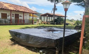 Venta De espectacular Finca De 27.000 Mt2, con terreno mixto Ideal Para Vivir O Cultivar, Marinilla, Antioquia